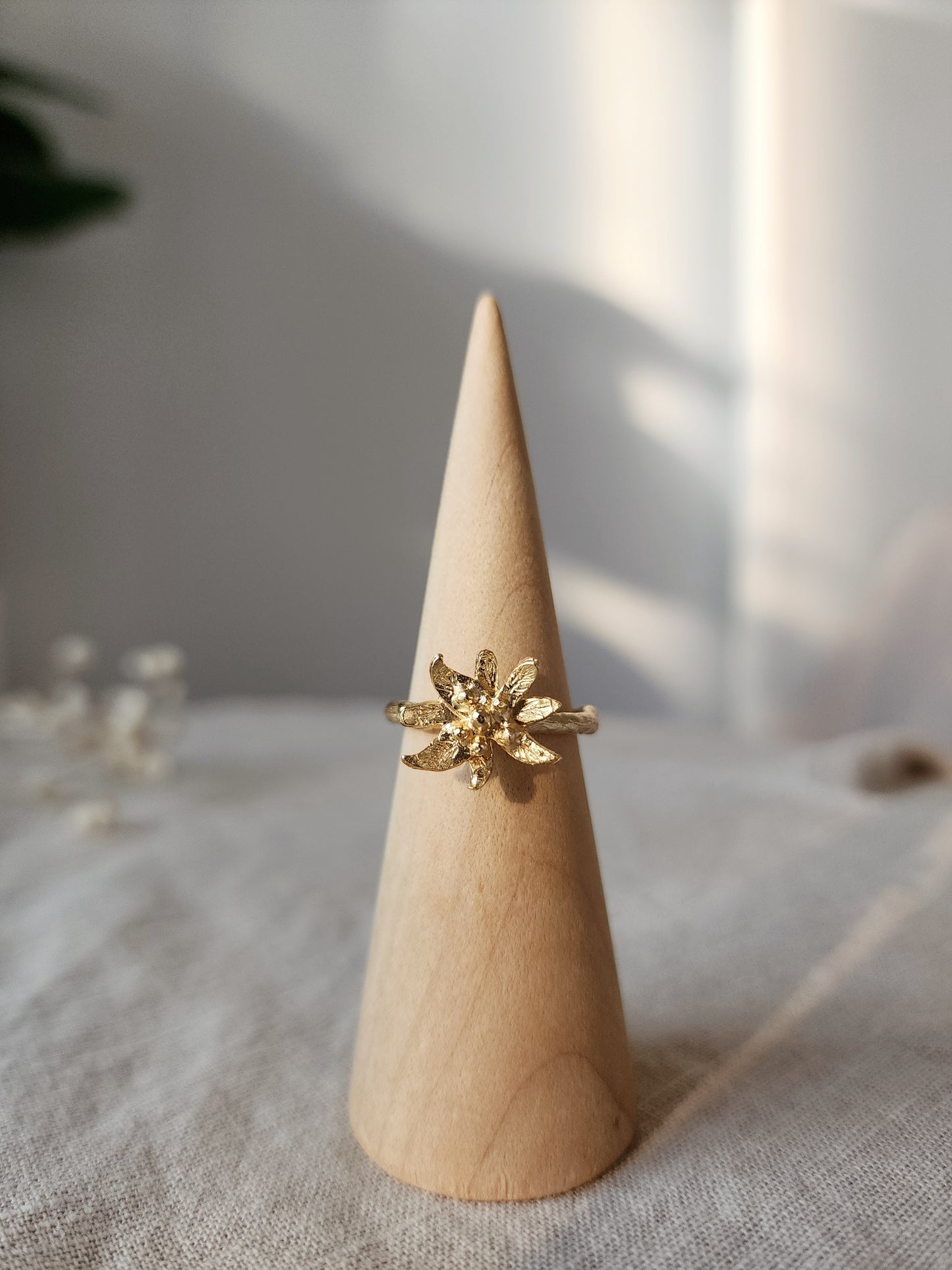 Alpine Flower Ring