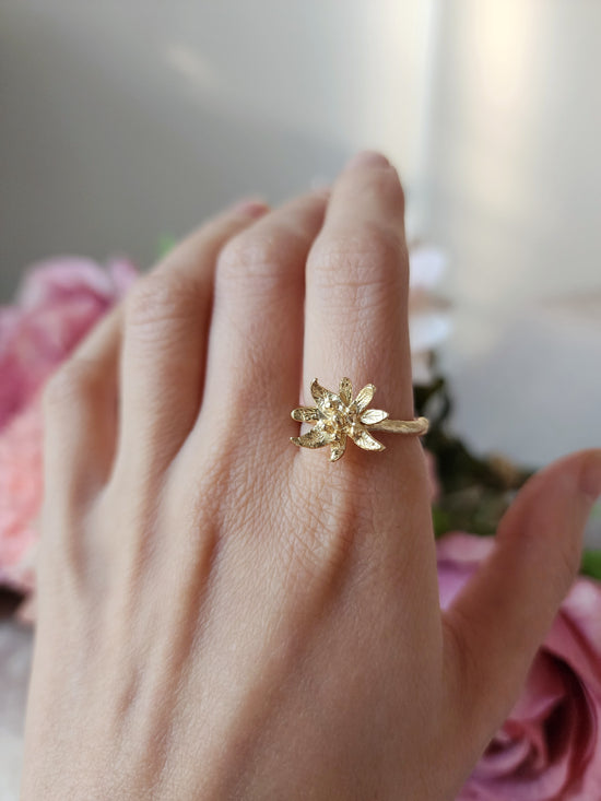 Alpine Flower Ring