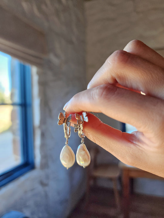 Butterfly Landing - Freshwater Pearl Earrings