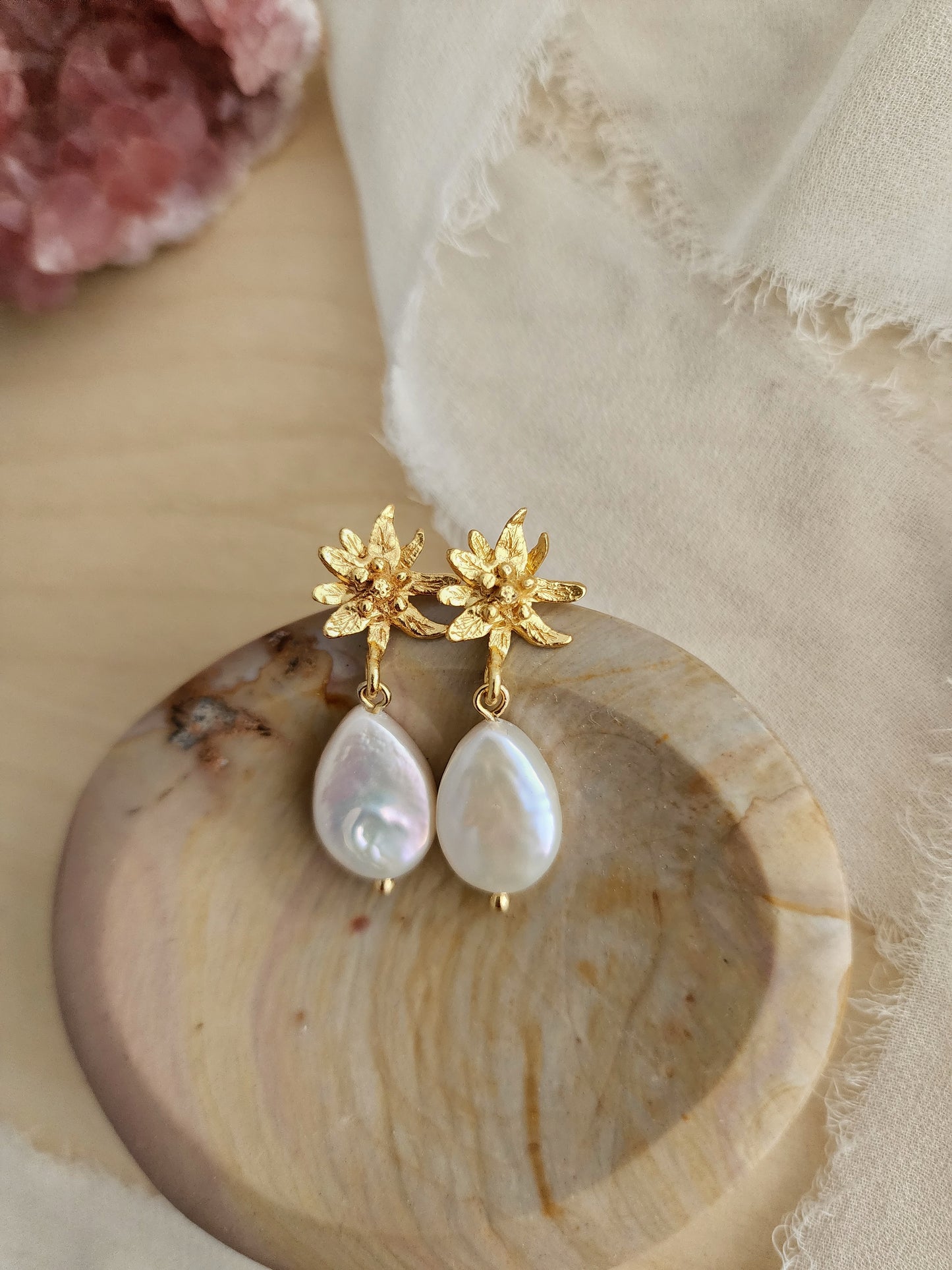 Alpine flower earrings - Freshwater Pearls