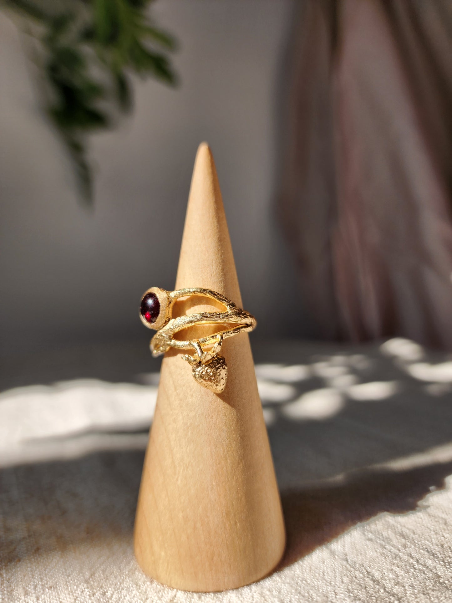 Strawberry Ring - Garnet