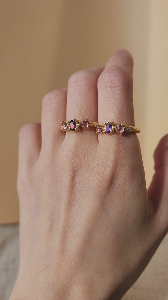 Load and play video in Gallery viewer, Astra Triple Gemstone Ring - Amethyst or Garnet

