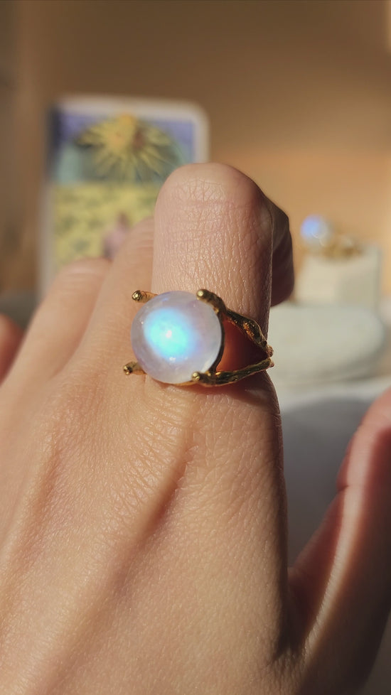 Load and play video in Gallery viewer, Moonstone Ring
